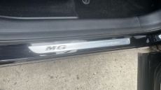 MG Hs 1.5 T-GDI Exclusive 5dr DCT Petrol Hatchback